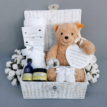 baby-gifts-hamper-basket-teddy